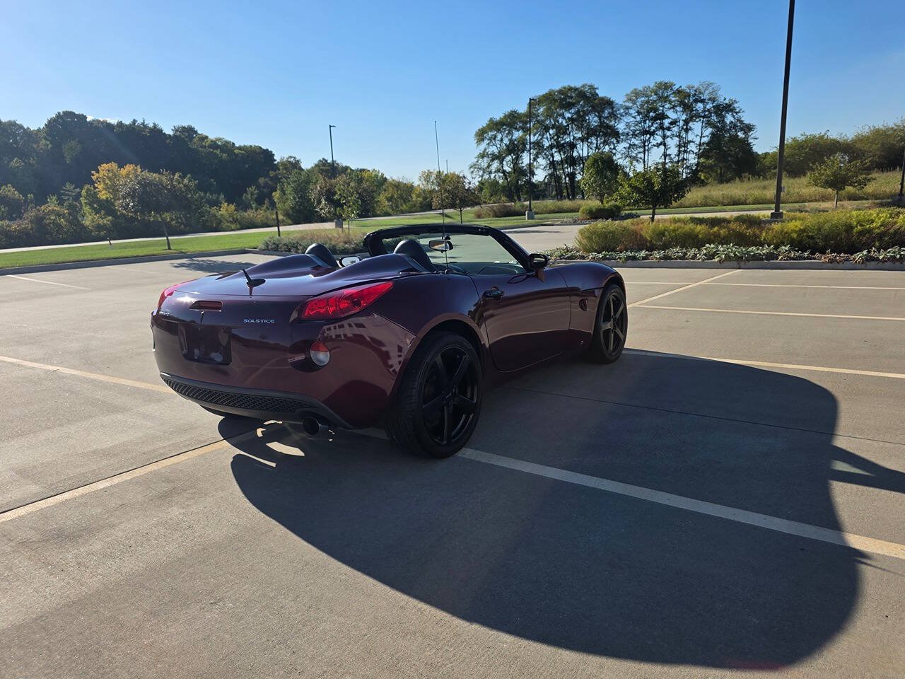 Used 2009 Pontiac Solstice Convertible w/ Premium Package RWD image 15