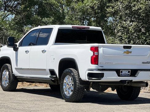 Used 2024 Chevrolet Silverado 3500 High Country w/ Technology Package AWD/4WD image 6