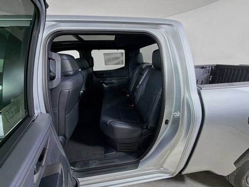 New 2026 Toyota Tundra Platinum AWD/4WD image 19