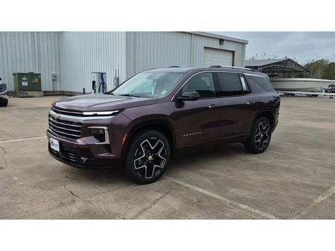 New 2026 Chevrolet Traverse High Country image 4