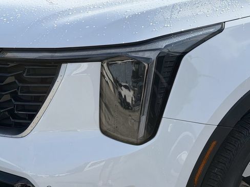 Certified 2025 Kia Sorento EX FWD image 10