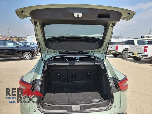 New 2025 Chevrolet Trax ACTIV w/ Driver Confidence Package image 14