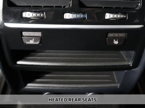 Used 2018 BMW 640i Gran Turismo xDrive image 9