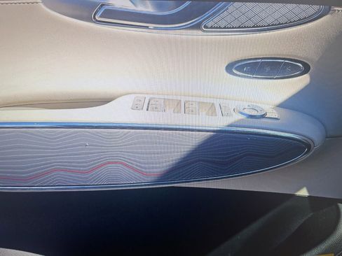 Certified 2025 Genesis GV70 2.5T w/ Advanced Package image 11