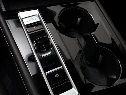 New 2026 Volkswagen Atlas SEL Premium R-Line image 12