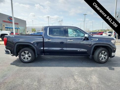 Used 2025 GMC Sierra 1500 SLT image 9