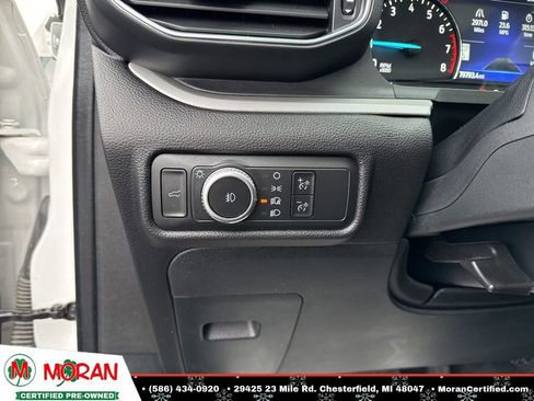 Used 2022 Ford Explorer XLT w/ Equipment Group 202A image 18