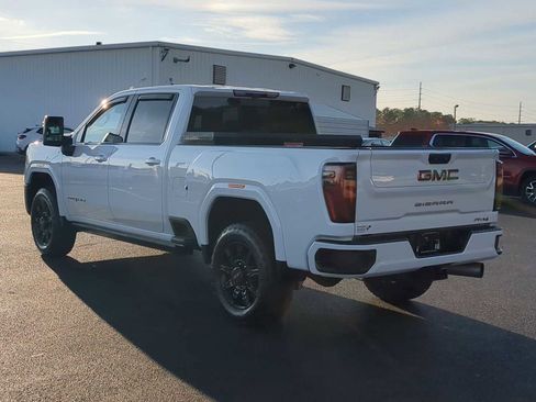 Used 2024 GMC Sierra 2500 AT4 w/ AT4 Premium Plus Package image 6