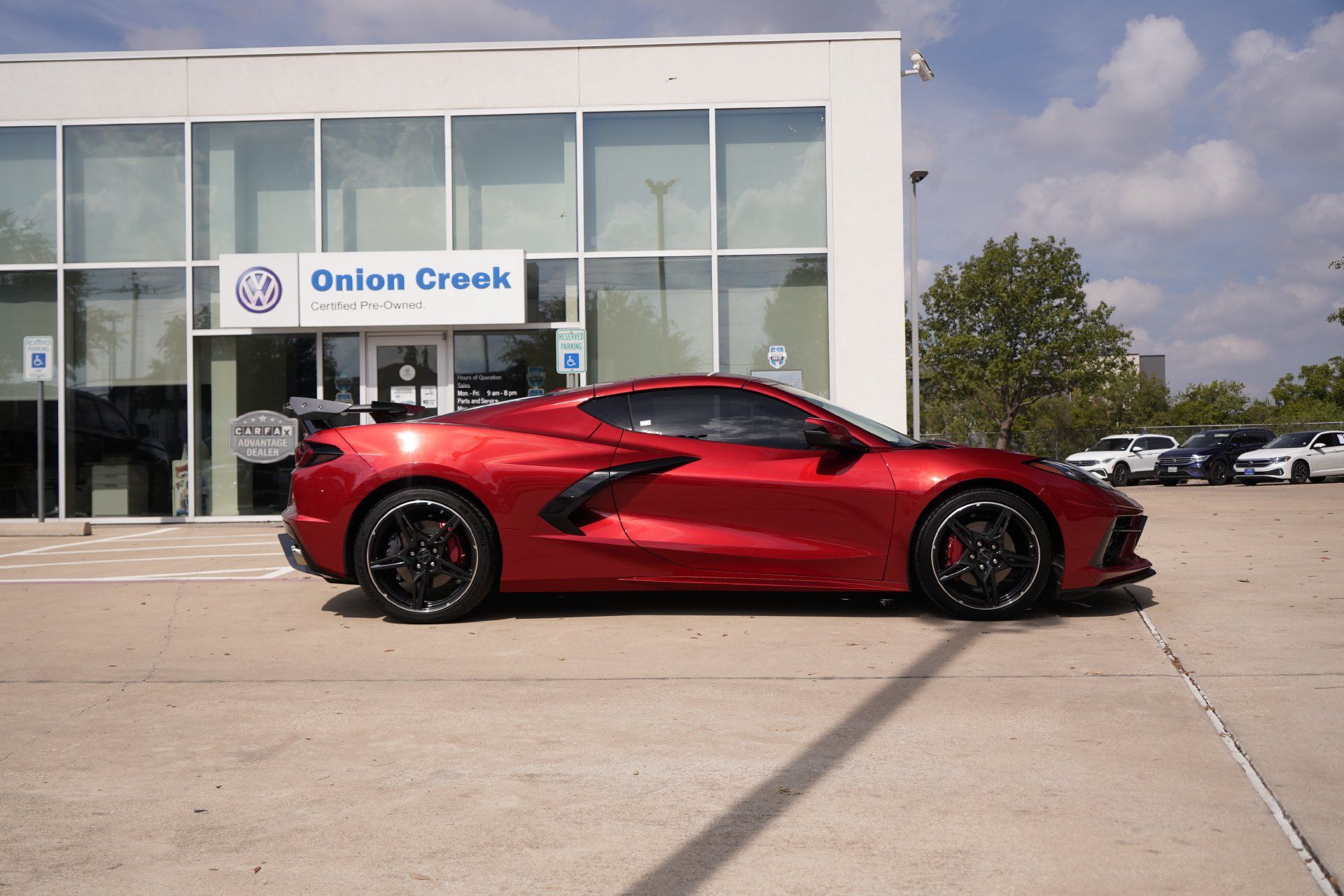 Used 2021 Chevrolet Corvette Stingray Preferred Cpe w/ Engine Appearance Package RWD image 4