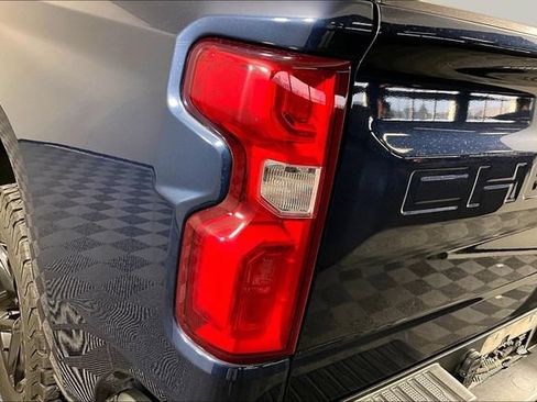 Used 2021 Chevrolet Silverado 1500 LT Trail Boss w/ LT Trail Boss Premium Package AWD/4WD image 21