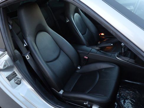 Used 2006 Porsche 911 Carrera S image 41
