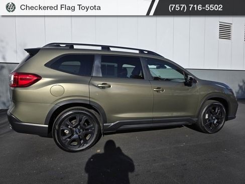 Used 2024 Subaru Ascent Onyx Edition image 8