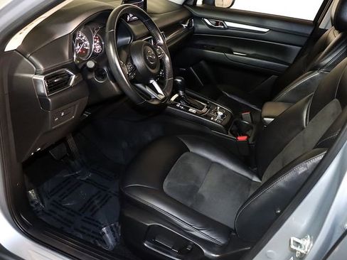 Used 2017 MAZDA CX-5 Touring w/ Preferred Equipment Package image 11