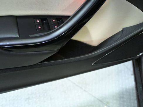 Used 2016 Buick Cascada Premium image 50