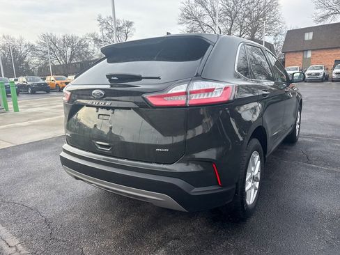 Used 2024 Ford Edge SEL w/ Convenience Package image 6