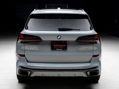 Used 2024 BMW X5 sDrive40i w/ M Sport Package RWD image 27