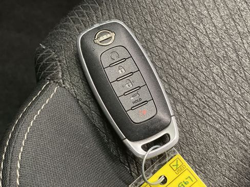 Used 2024 Nissan Rogue SV AWD/4WD image 28