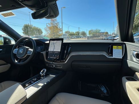 New 2026 Volvo XC60 B5 Plus w/ Protection Package Premier image 10