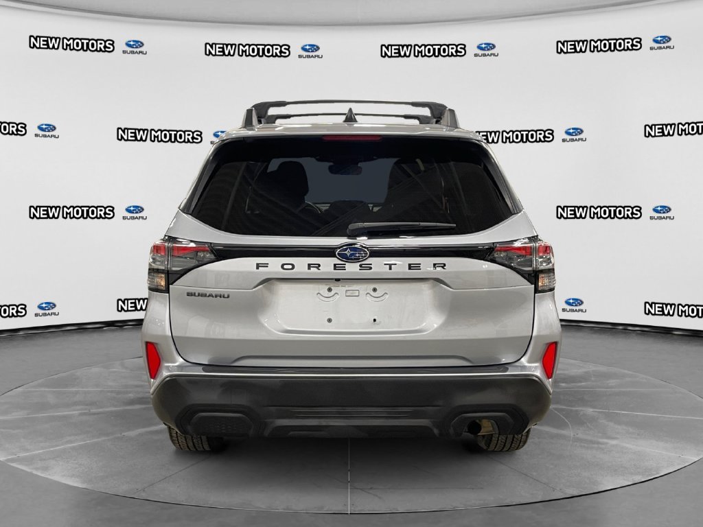 Used 2025 Subaru Forester Premium w/ Convenience Package #1 AWD/4WD image 4
