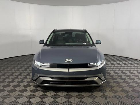 Used 2025 Hyundai Ioniq 5 Limited AWD/4WD image 3