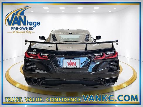 Certified 2024 Chevrolet Corvette Stingray Premium Cpe image 7