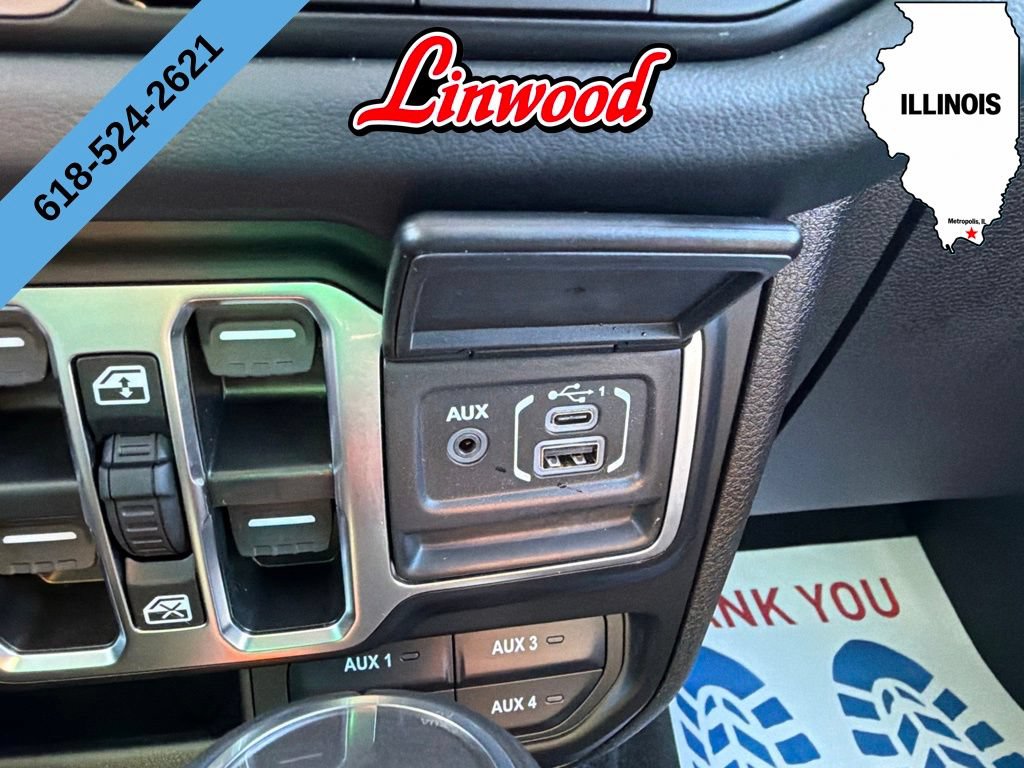 Used 2025 Jeep Gladiator Sport AWD/4WD image 23