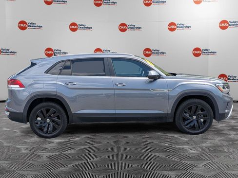 Used 2022 Volkswagen Atlas Cross Sport SE AWD/4WD image 4