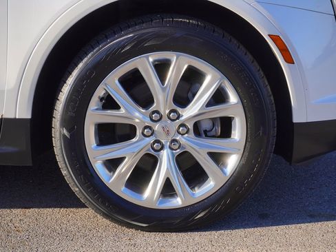 Used 2018 Cadillac XT5 Luxury w/ LPO, Sport Package image 13