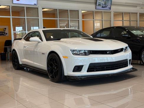 Used 2015 Chevrolet Camaro Z/28 RWD image 1