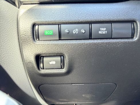 Used 2024 Nissan Sentra SR image 24