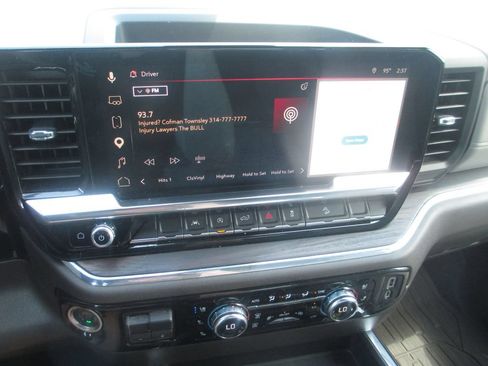 Certified 2023 GMC Sierra 1500 SLT w/ SLT Premium Package AWD/4WD image 28