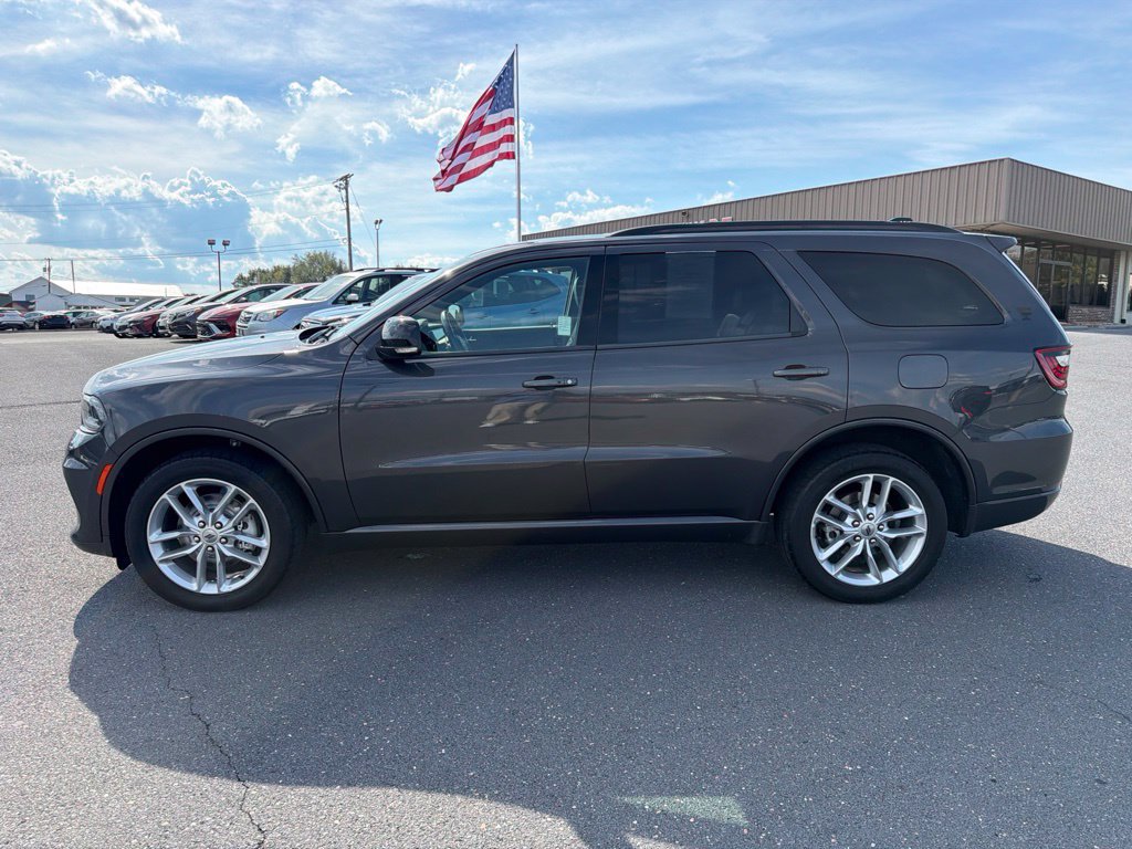 Used 2024 Dodge Durango GT AWD/4WD image 2