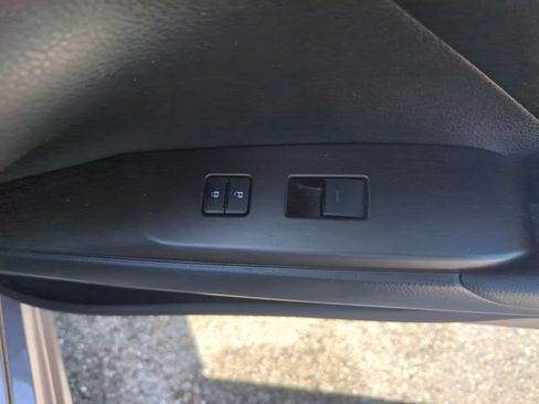 Used 2023 Toyota Camry SE image 28