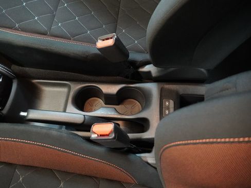 Used 2020 Nissan Kicks SR FWD image 23