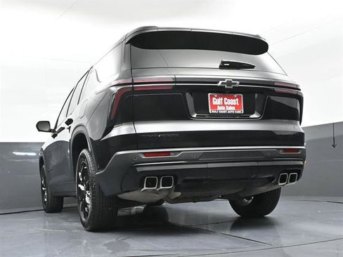 Used 2024 Chevrolet Traverse LT w/ Enhanced Driving Package FWD image 36