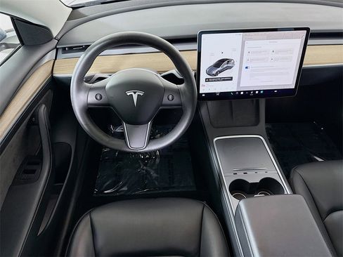 Used 2023 Tesla Model 3 Long Range image 3