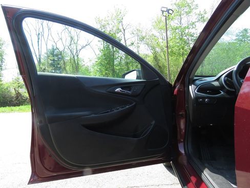 Used 2016 Chevrolet Malibu LS FWD image 9