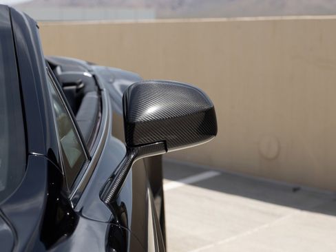 Used 2015 Aston Martin Vanquish Volante RWD image 25