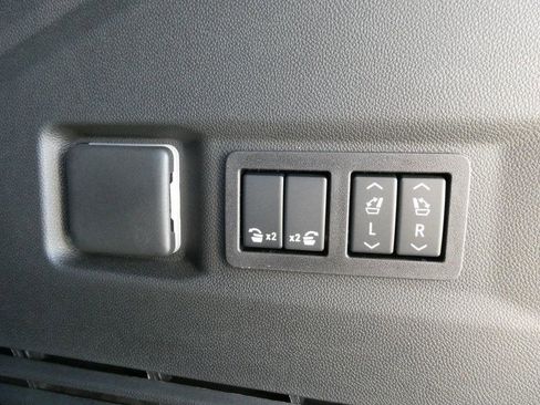 New 2026 Chevrolet Tahoe Premier image 16