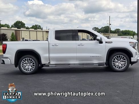 Used 2023 Chevrolet Silverado 1500 W/T w/ Trailering Package AWD/4WD image 2