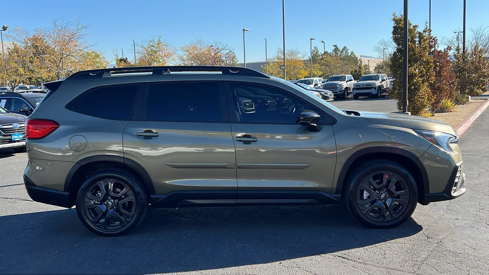 Used 2024 Subaru Ascent Onyx Edition AWD/4WD image 5
