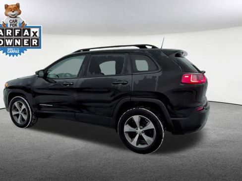 Used 2022 Jeep Cherokee Limited image 7