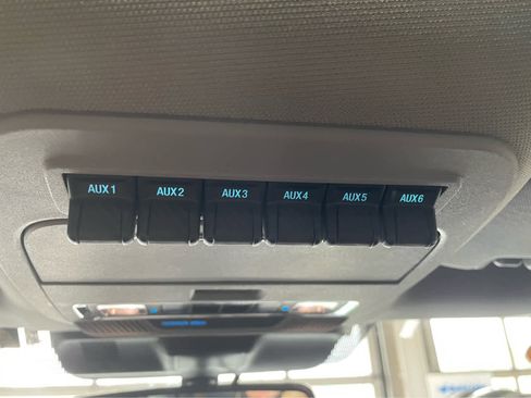 Used 2023 Ford F250 Lariat w/ Lariat Ultimate Package AWD/4WD image 20