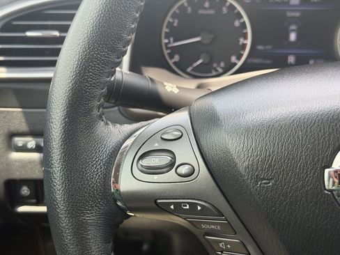 Used 2020 Nissan Murano SL w/ Moonroof Package FWD image 13