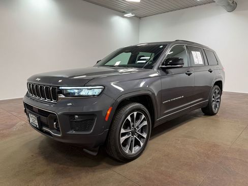Used 2024 Jeep Grand Cherokee L Overland w/ Trailer Tow Package image 39