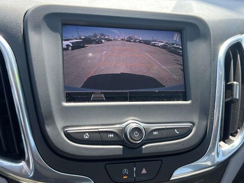 Used 2023 Chevrolet Equinox LS w/ Driver Confidence II Package FWD image 29