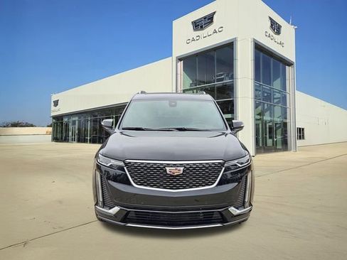 New 2025 Cadillac XT6 Premium Luxury w/ Technology Package image 2