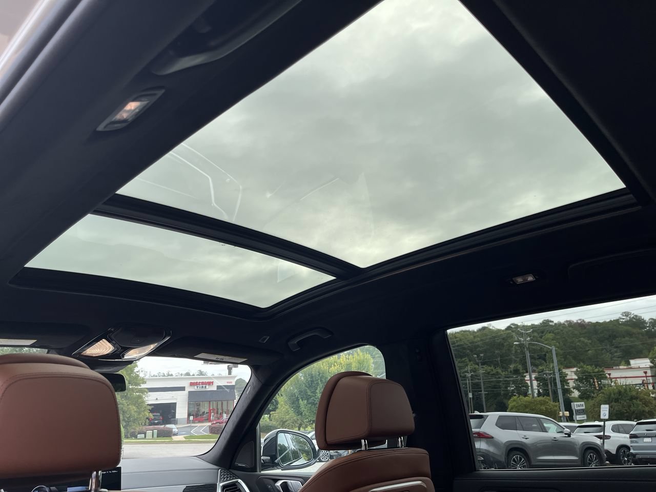 Used 2027 BMW X7 xDrive40i w/ M Sport Package AWD/4WD image 30
