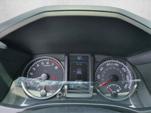 Used 2023 Toyota Tacoma SR AWD/4WD image 11