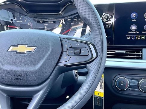 New 2026 Chevrolet Trax LS FWD image 18